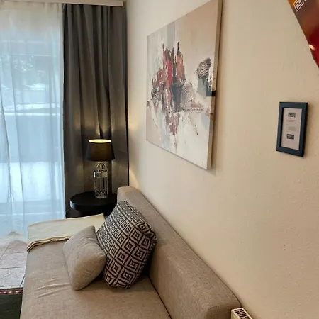 Daire Innside - Terrace And Mountain Views İnnsbruck